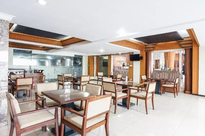 Fotos del hotel Aerotel Smile Losari:  10