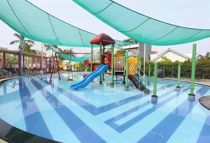 Fotos del hotel The Centro Hotel & Residence By Orchardz:  9