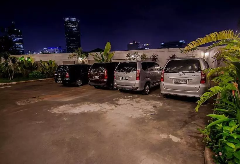 Fotos del hotel Diradja:  7