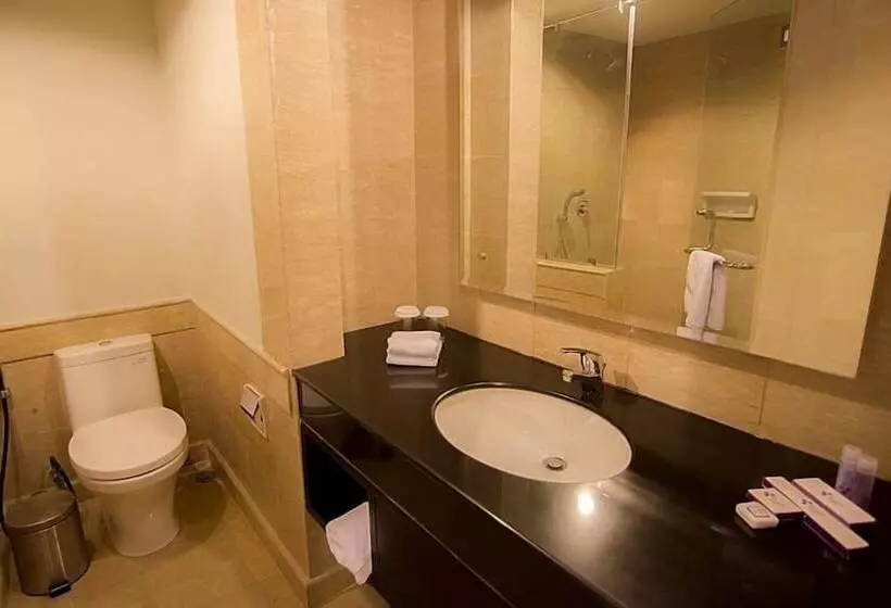 Fotos del hotel Diradja:  6