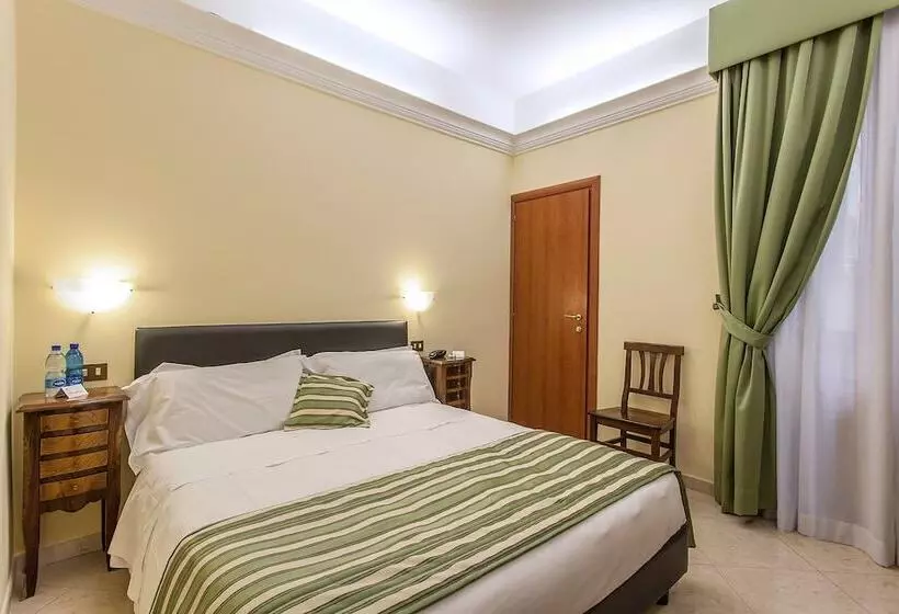 Fotos del hotel Regina Giovanna:  6