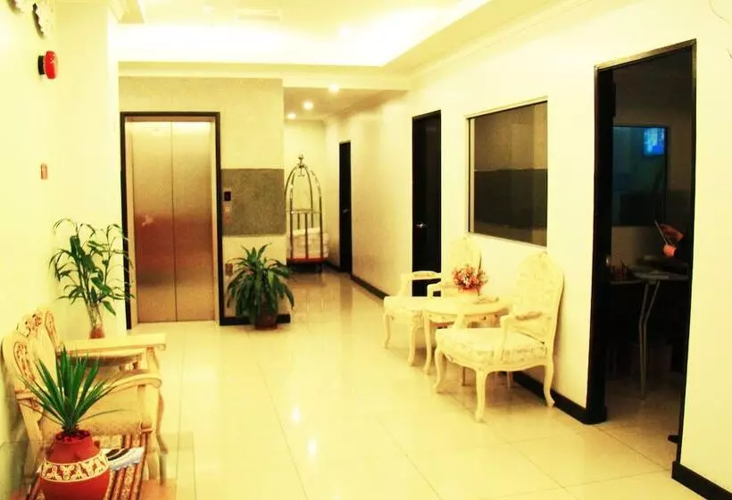 Fotos del hotel Adel:  3