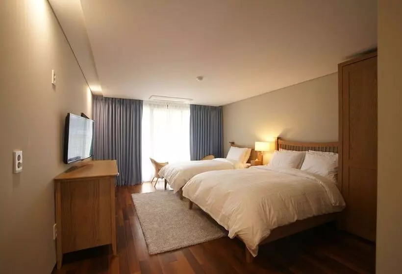 Fotos del hotel Illeinn:  9