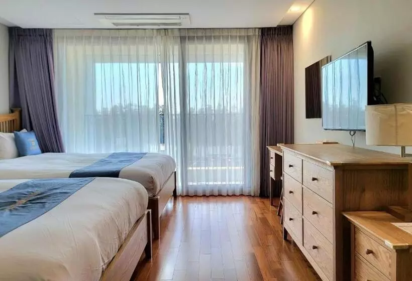 Fotos del hotel Illeinn:  23