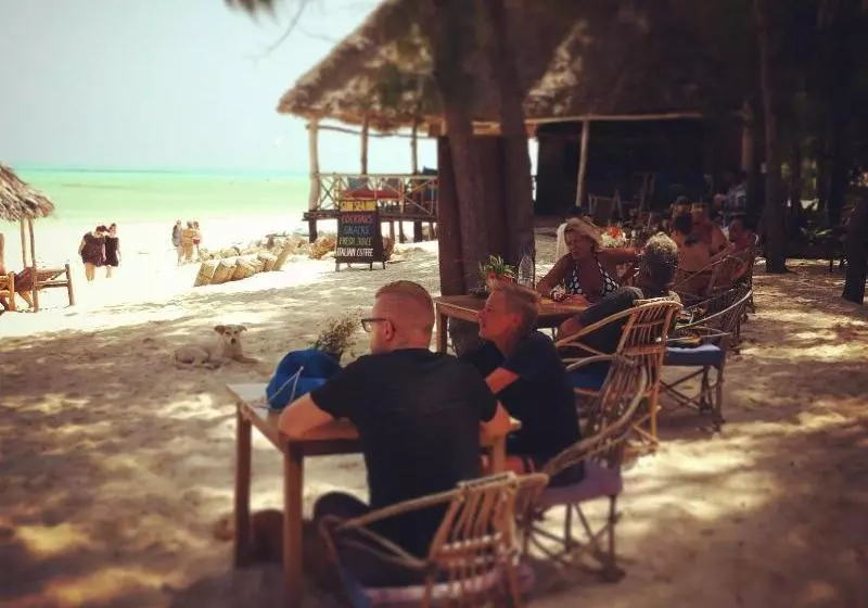 Fotos del hotel Ndame Beach Lodge:  5