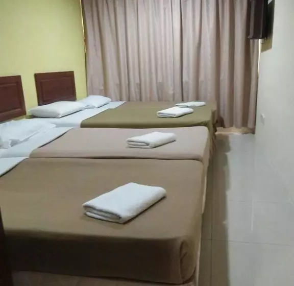 Fotos del hotel OYO 390 Mayview Glory Hotel:  13