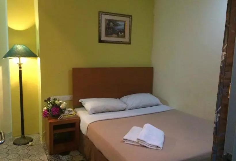 Fotos del hotel OYO 390 Mayview Glory Hotel:  11