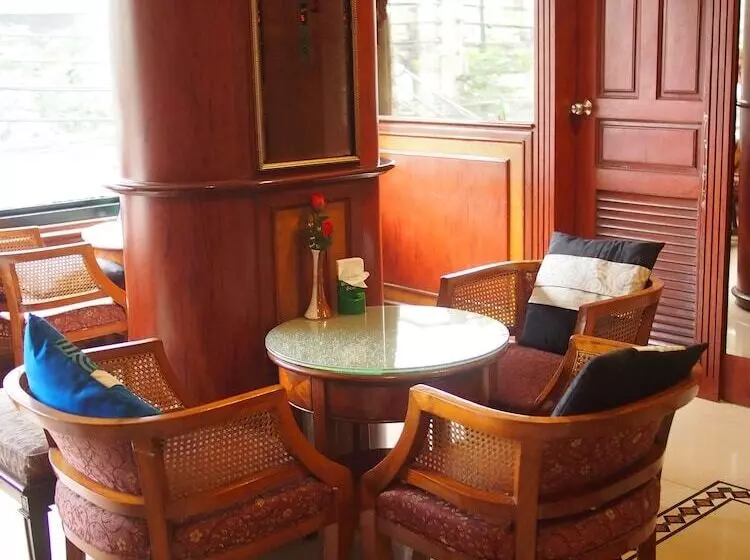 Fotos del hotel Parkway Inn:  9