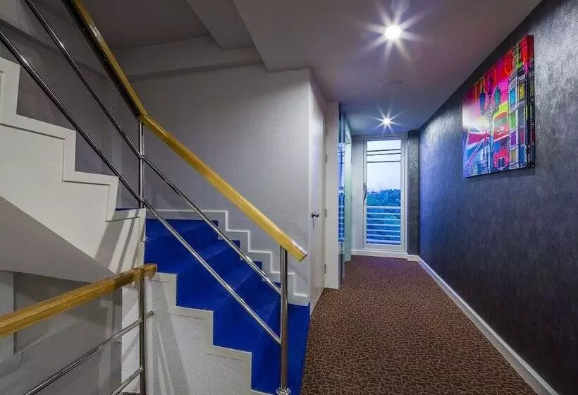 Fotos del hotel Solo Express Sukhumvit 81:  8