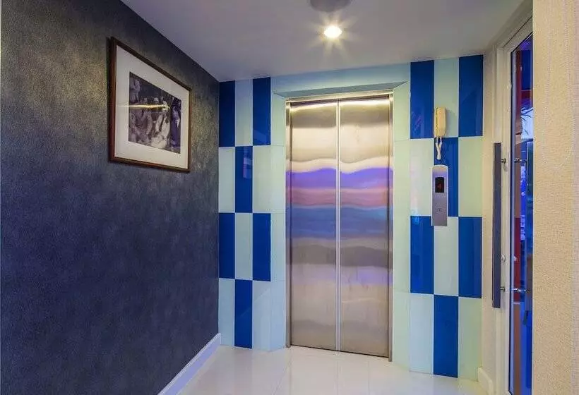 Fotos del hotel Solo Express Sukhumvit 81:  14