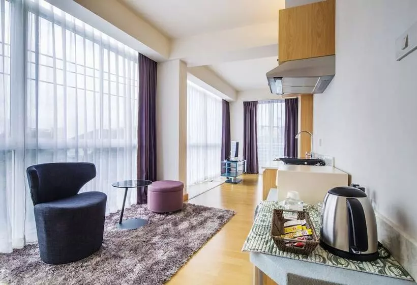 Fotos del hotel Solo Express Sukhumvit 81:  25