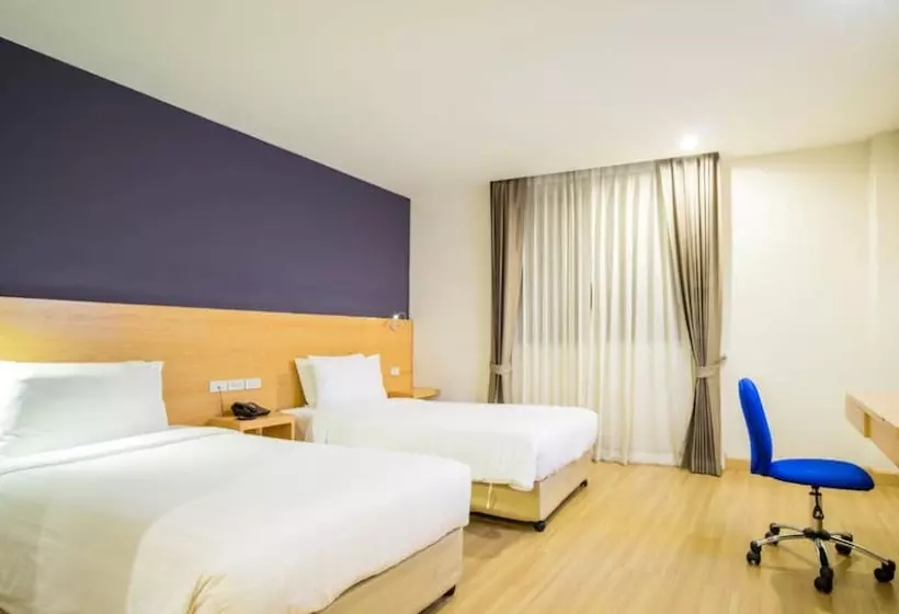 Fotos del hotel Solo Express Sukhumvit 81:  7