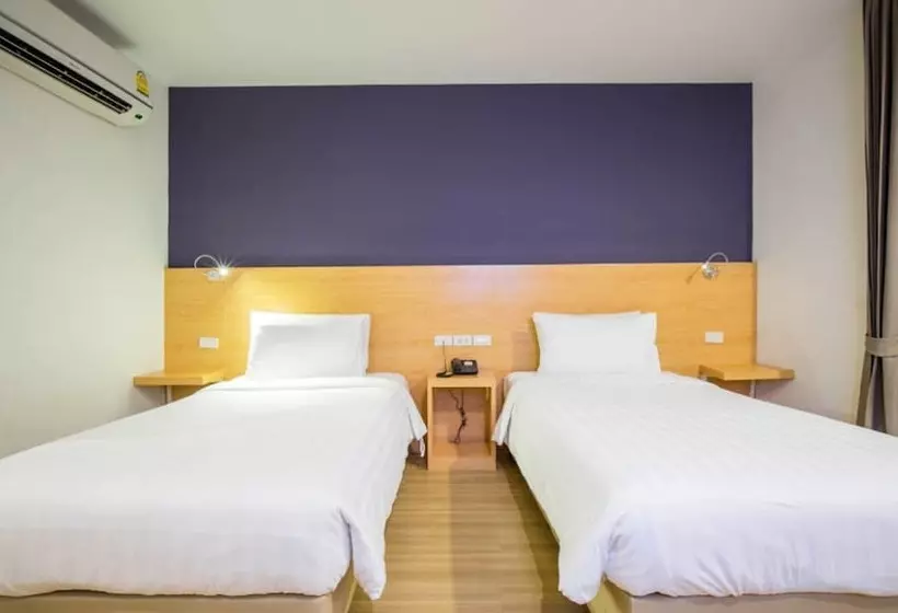 Fotos del hotel Solo Express Sukhumvit 81:  17