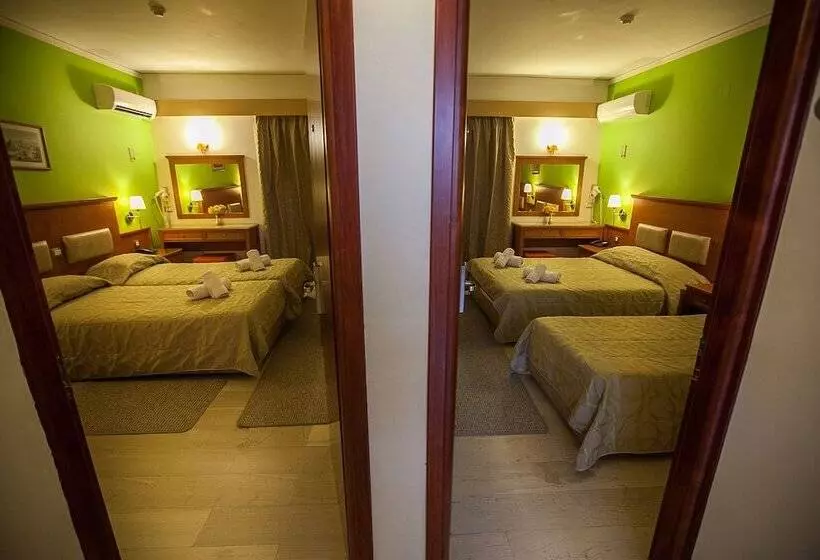 Fotos del hotel Paradise Lost Apartments:  2