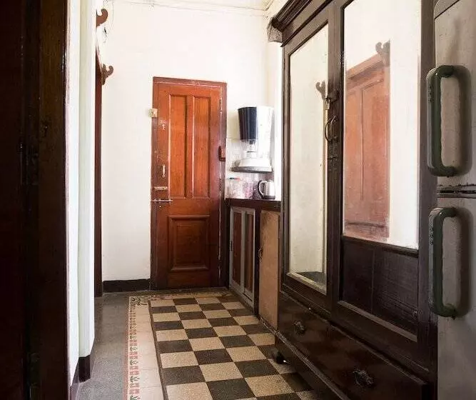 Fotos del hotel Bentleys:  2