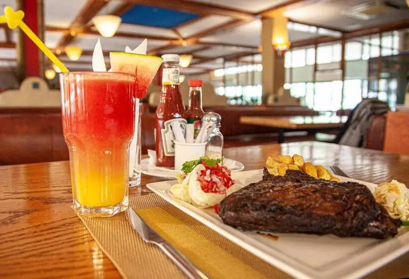 Fotos del hotel Golf Course:  24