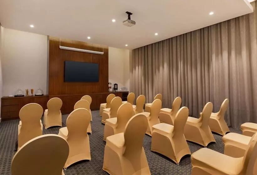 Fotos del hotel Ramada by Wyndham Dubai Barsha Heights:  38