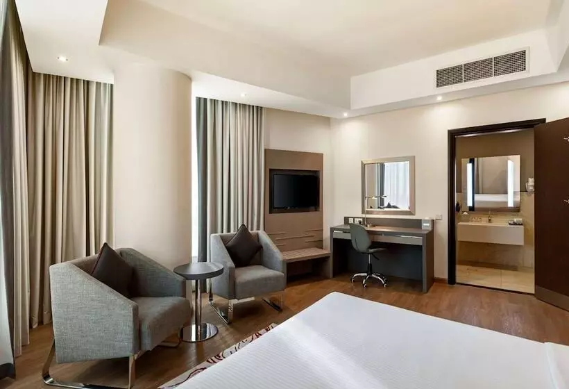 Fotos del hotel Ramada by Wyndham Dubai Barsha Heights:  14