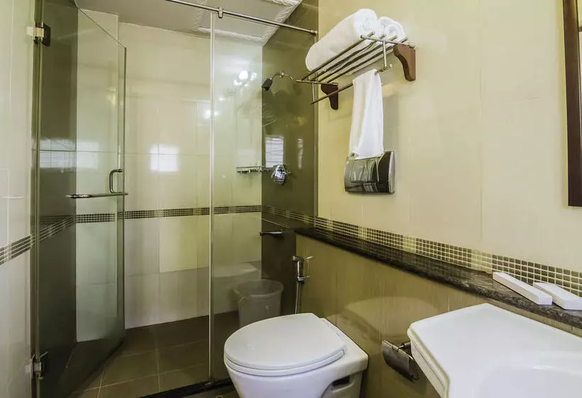 Fotos del hotel Treebo Angson:  8