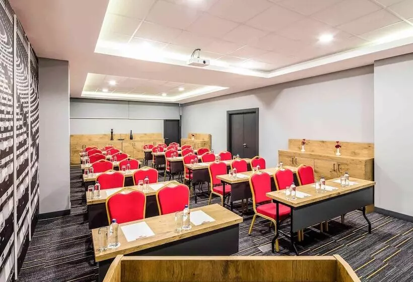 Fotos del hotel Ibis Istanbul West:  14