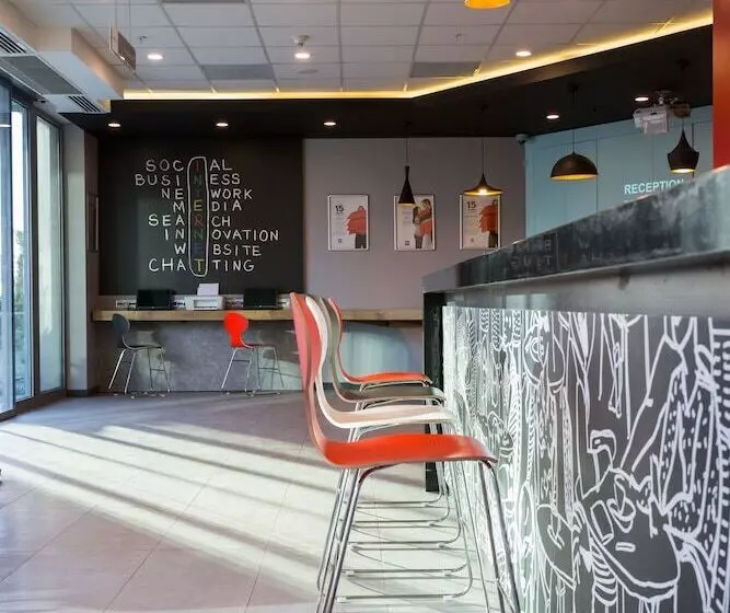 Fotos del hotel Ibis Istanbul West:  5