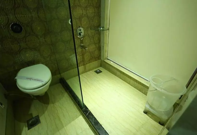 Fotos del hotel Oyo Rooms Sector 35 C Chandigarh:  7