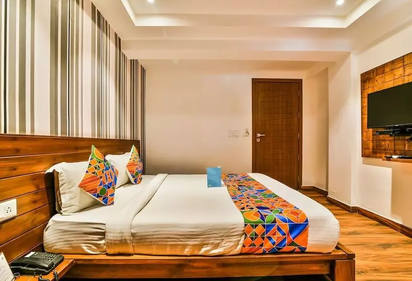 Fotos del hotel OYO 10928 Krishna Kunj:  2