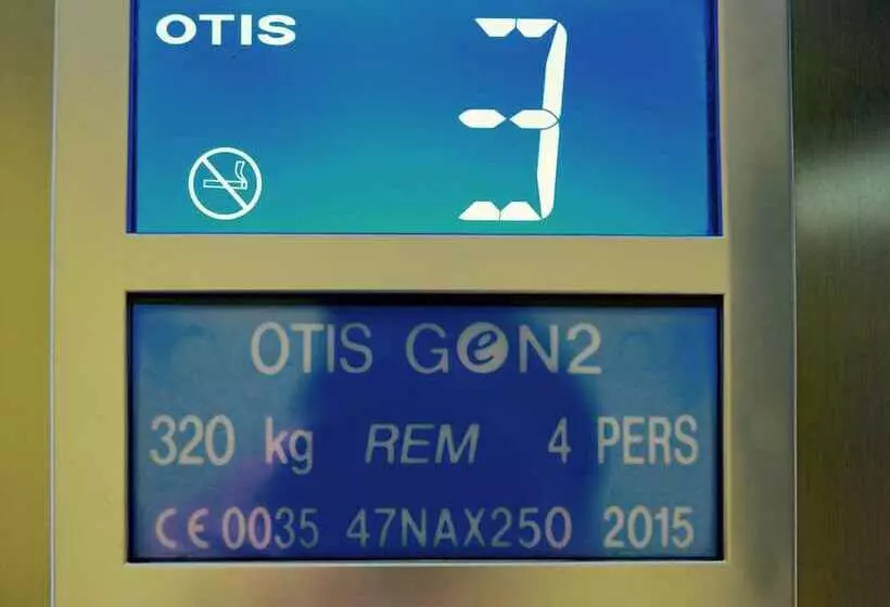 Fotos del hotel Five:  6