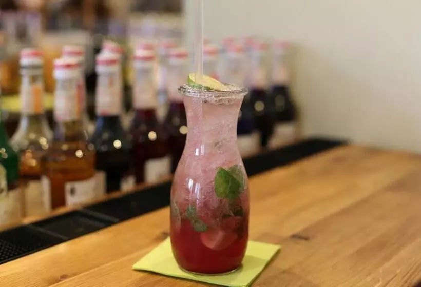 Fotos del hotel Five:  9