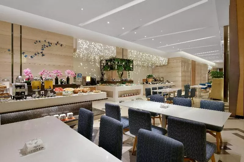 Fotos del hotel Holiday Inn Express Chengdu Huanhuaxi, An Ihg:  12