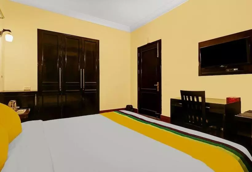 Fotos del hotel Treebo Connaught Mews:  6