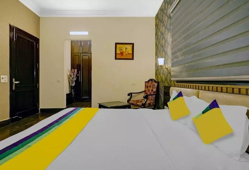 Fotos del hotel Treebo Connaught Mews:  13