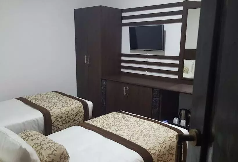 Fotos del hotel S Jojos:  18