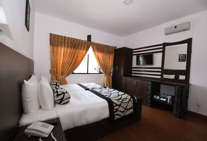 Fotos del hotel S Jojos:  9