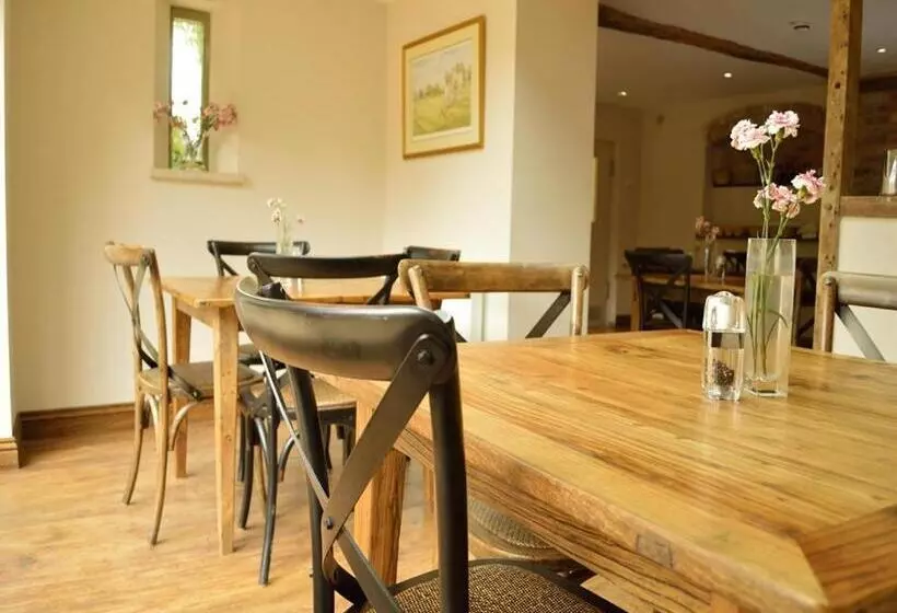 Fotos del hotel The Plough Inn:  6