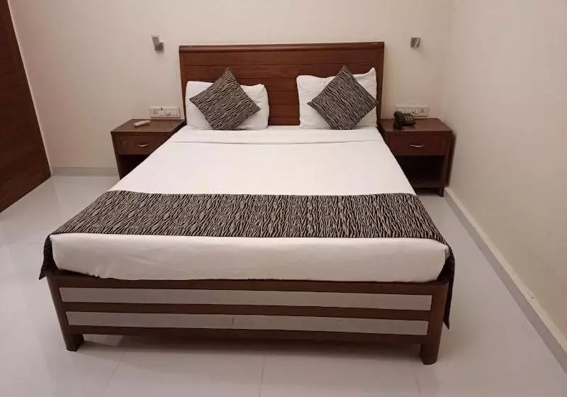 Fotos del hotel Yogi Broadway:  15