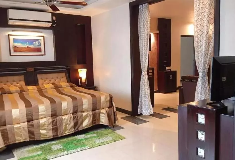 Fotos del hotel Pushpak:  2