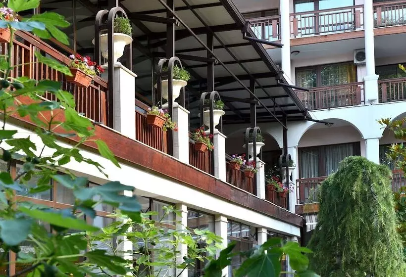 Fotos del hotel Estreya Palace & Residence:  5