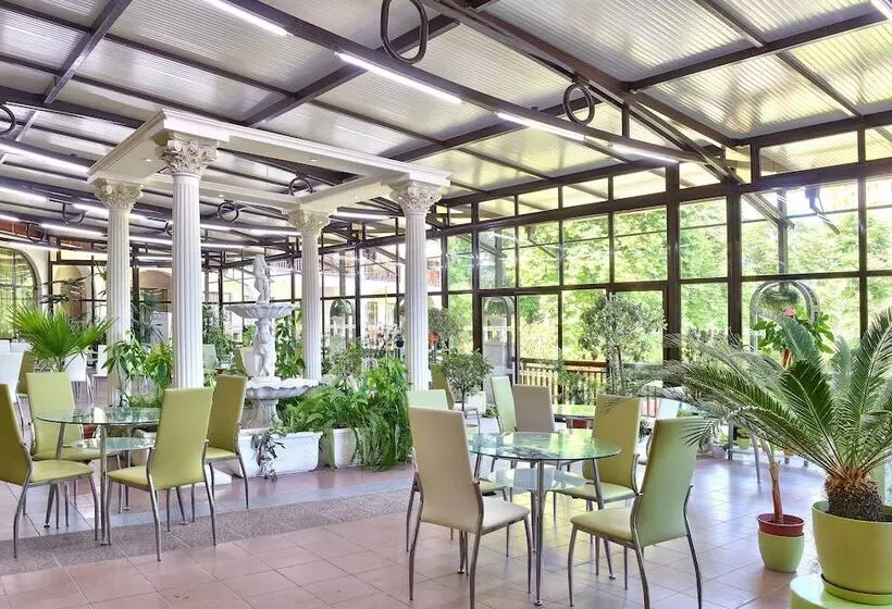 Fotos del hotel Estreya Palace & Residence:  10