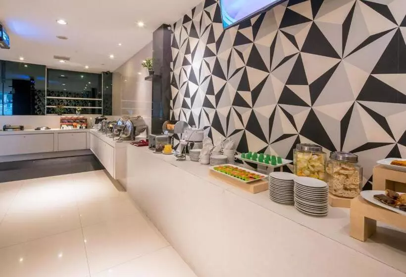 Fotos del hotel 88 Mangga Besar Raya 120:  20