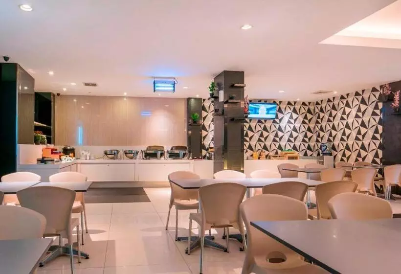 Fotos del hotel 88 Mangga Besar Raya 120:  17