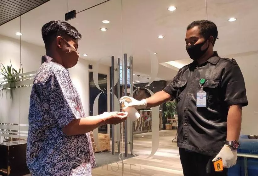 Fotos del hotel 88 Mangga Besar Raya 120:  8