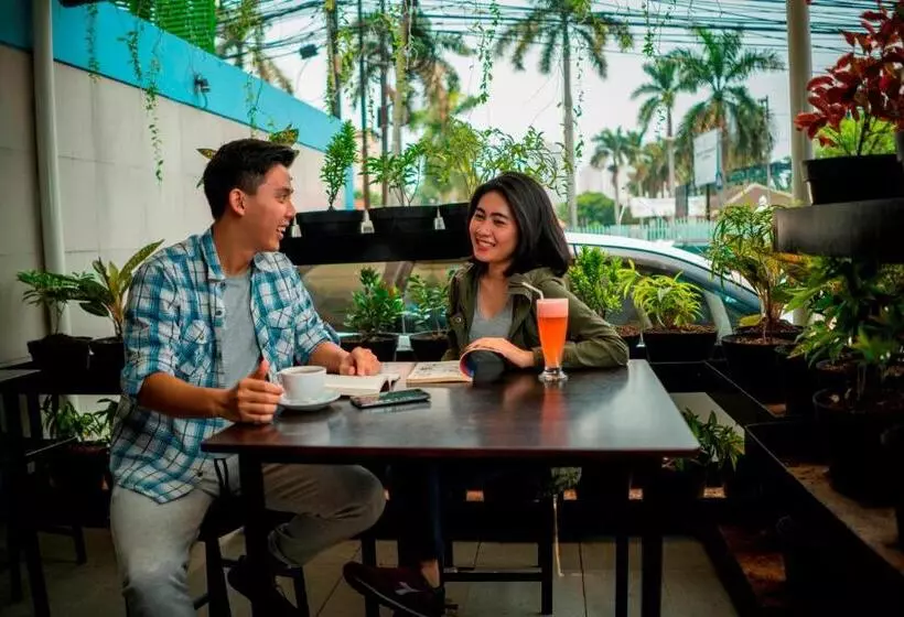 Fotos del hotel 88 Mangga Besar Raya 120:  5