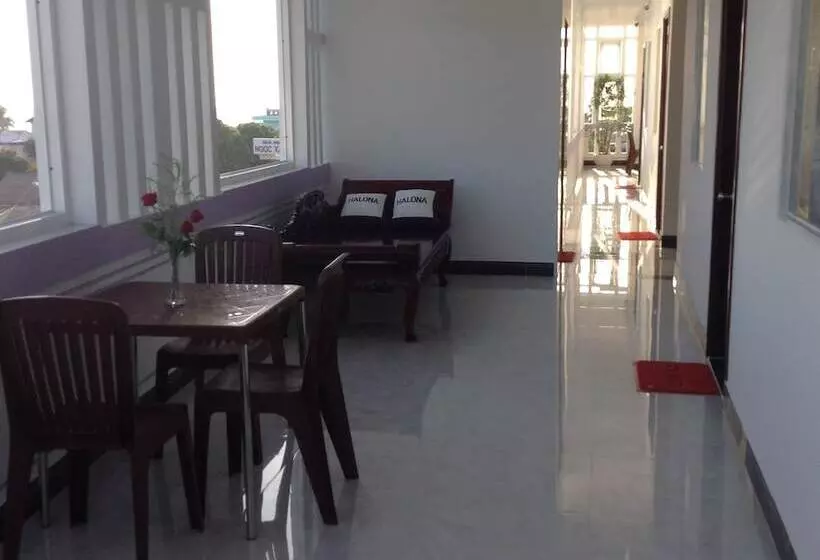 Fotos del hotel Halona:  7