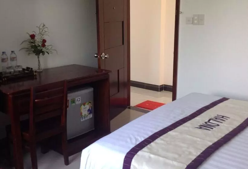 Fotos del hotel Halona:  10