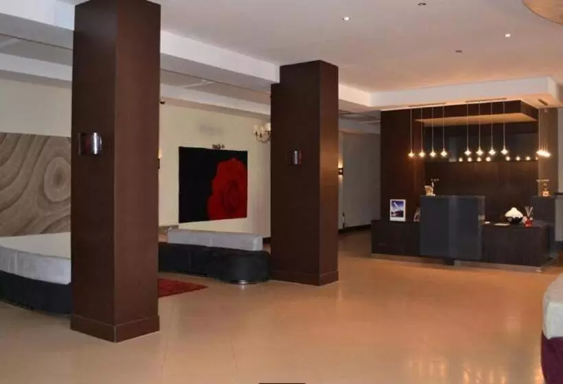 Fotos del hotel Jardy Hôtel & Suites:  17
