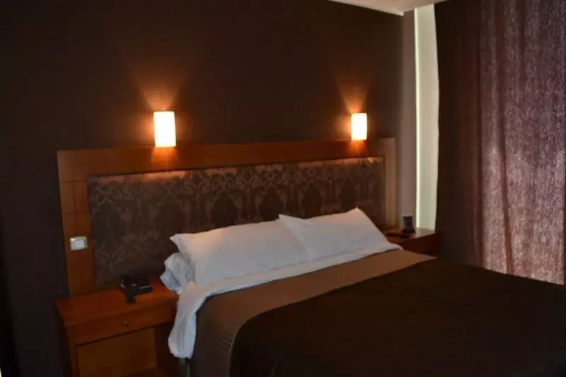 Fotos del hotel Jardy Hôtel & Suites:  2