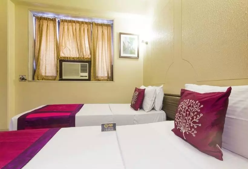 Fotos del hotel Oyo Premium Sion Railway Station:  11