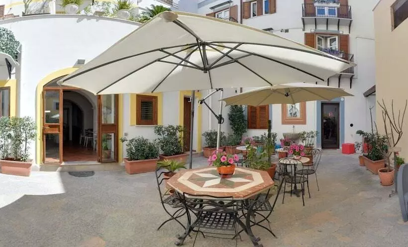 Fotos del hotel Al Giardino Dell'alloro:  7