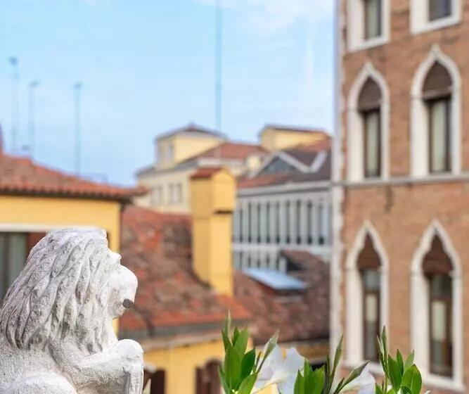 Fotos del hotel Palazzo San Luca:  10